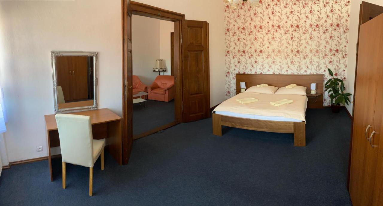 Pension Falko Český Krumlov Esterno foto
