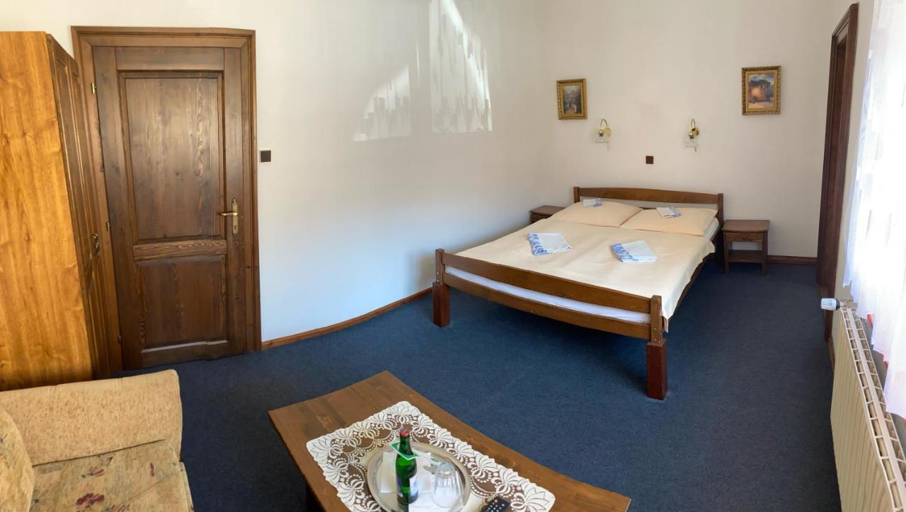 Pension Falko Český Krumlov Esterno foto