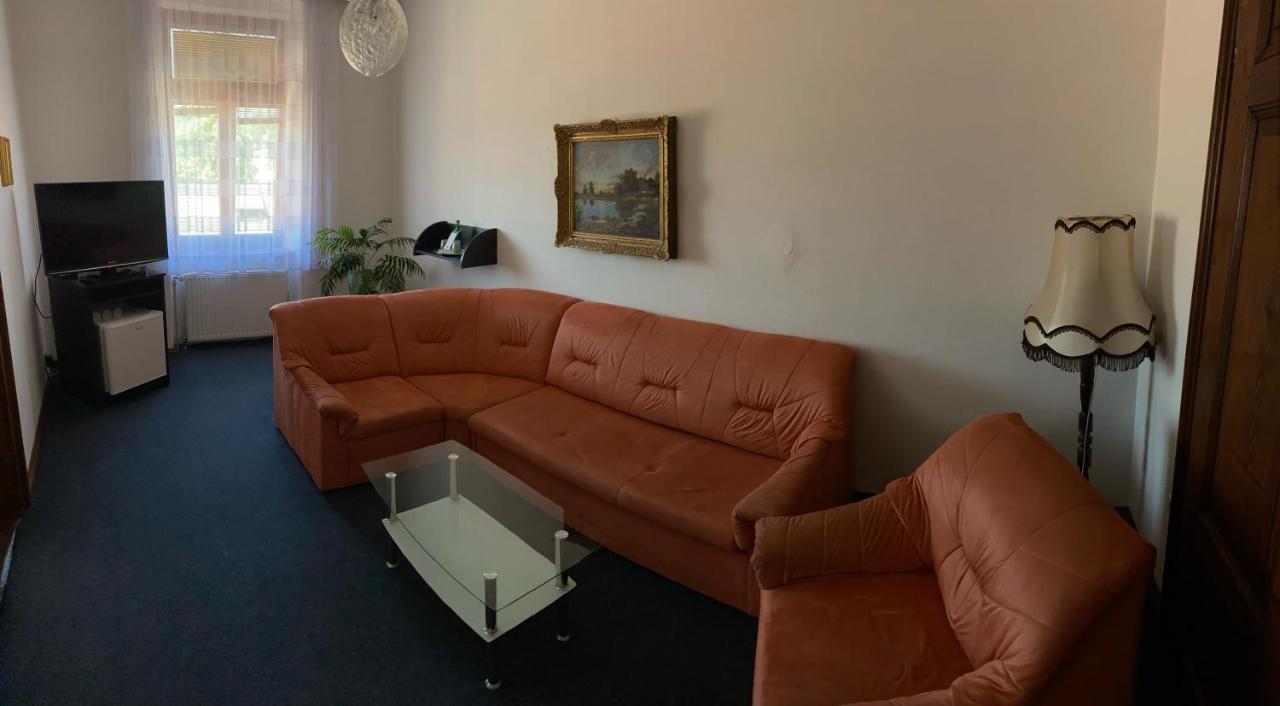 Pension Falko Český Krumlov Esterno foto